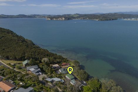Photo of property in 14 Stormont Lane, Whitianga, 3510