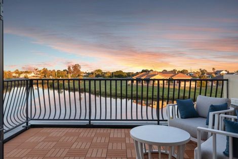 Photo of property in 166 Oriental Parade, Papamoa Beach, Papamoa, 3118