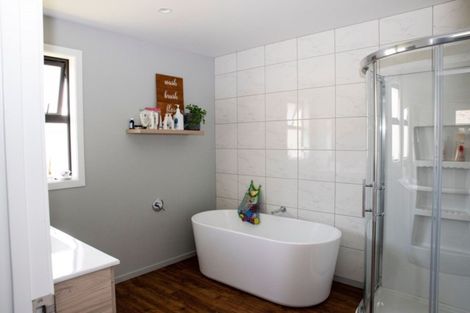 Photo of property in 64 Watkins Road, Hawea Flat, Wanaka, 9382