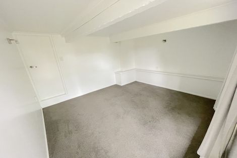 Photo of property in 10 Aplin Place, Birkdale, Auckland, 0626