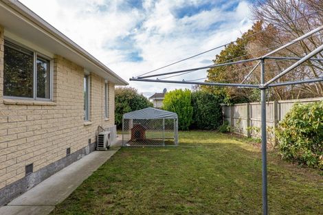 Photo of property in 2/38 Oldwood Street, Bishopdale, Christchurch, 8053