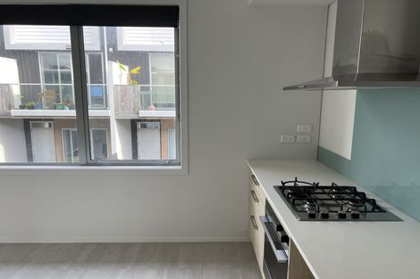 Photo of property in 6 Ceramic Lane, New Lynn, Auckland, 0600