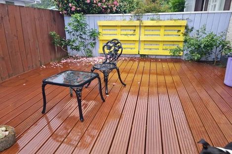 Photo of property in 15a Harvard Grove, Totara Park, Upper Hutt, 5018