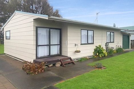 Photo of property in 34 Avenue Road, Foxton, 4814