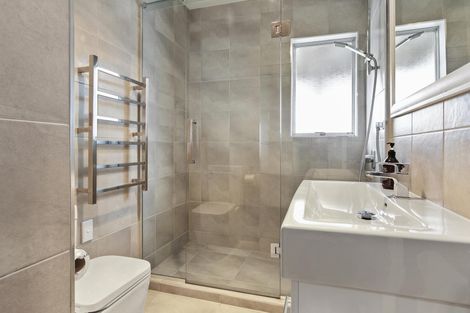 Photo of property in 34 Ranui Avenue, Ranui, Auckland, 0612