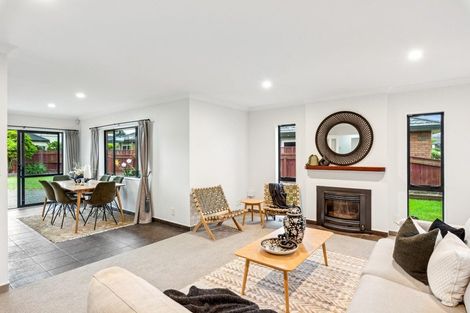 Photo of property in 170 Milne Drive, Paraparaumu, 5032