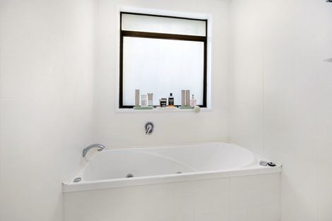 Photo of property in 5 Edwin Street, Gore, 9710