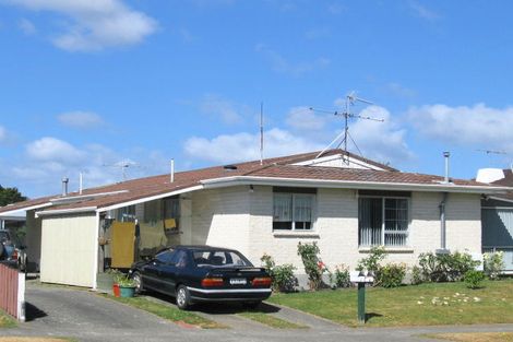 Photo of property in 1/22 Montana Road, Totara Park, Upper Hutt, 5018