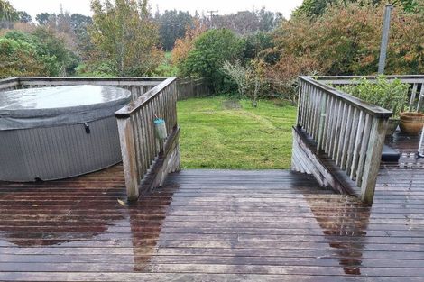 Photo of property in 27 Parrs Road, Hurworth, New Plymouth, 4371