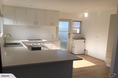 Photo of property in 1/9 Rewarewa Road, Te Atatu Peninsula, Auckland, 0610