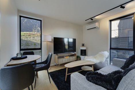 Photo of property in 4 Woolshed Road, Jacks Point, Queenstown, 9371