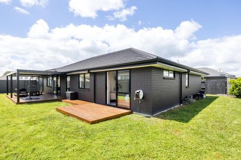 Photo of property in 19 Kimbrae Drive, Rototuna North, Hamilton, 3210