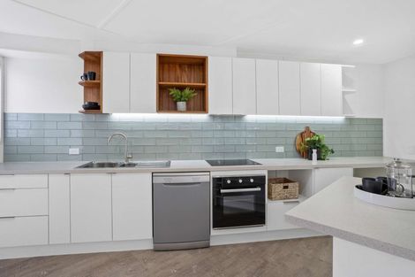 Photo of property in 3/14 Church Square, Addington, Christchurch, 8024