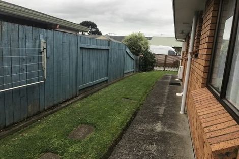 Photo of property in 4 Edgecombe Court, Roslyn, Palmerston North, 4414