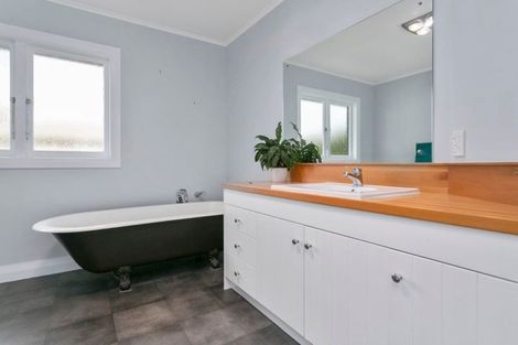 Photo of property in 69 Hall Street, Cambridge, 3434