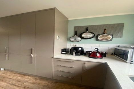 Photo of property in 207a Whites Line East, Waiwhetu, Lower Hutt, 5010