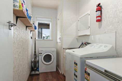 Photo of property in 34 Ranui Avenue, Ranui, Auckland, 0612