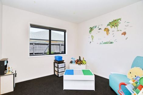 Photo of property in 28 Makawe Roa Street, Marshland, Christchurch, 8083