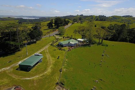 Photo of property in 213 Run Road, Wharehine, Wellsford, 0977