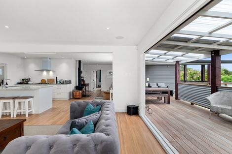 Photo of property in 108 Ti Point Road, Ti Point, Warkworth, 0985