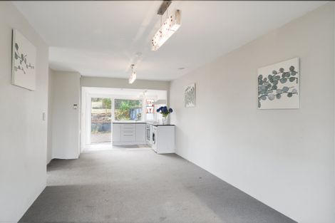 Photo of property in 9 Rangeview Road, Sunnyvale, Auckland, 0612