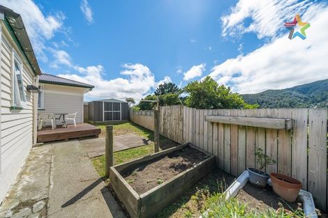Photo of property in 43 August Street, Stokes Valley, Lower Hutt, 5019
