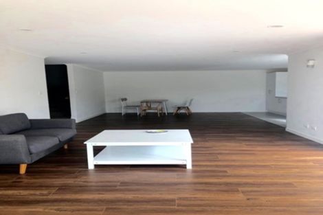 Photo of property in 26 Para Close, Fairview Heights, Auckland, 0632