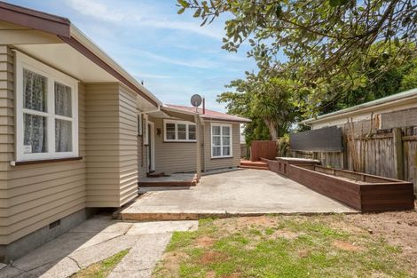 Photo of property in 4 Griffiths Place, Claudelands, Hamilton, 3214