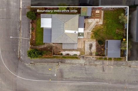 Photo of property in 12 Rhodes Street, Waimate, 7924