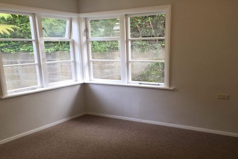 Photo of property in 136 Wyndham Road, Pinehaven, Upper Hutt, 5019