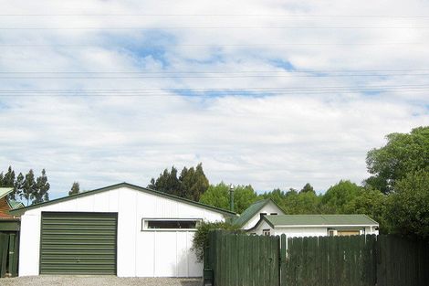 Photo of property in 39 Queens Avenue, Waikuku Beach, 7402