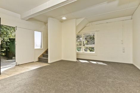 Photo of property in 109 Domain Crescent, Muriwai, Waimauku, 0881