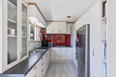 Photo of property in 10 Elder Grove, Whalers Gate, New Plymouth, 4310