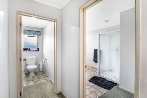 Photo of property in 30 Strachan Way, Highbury, Palmerston North, 4412