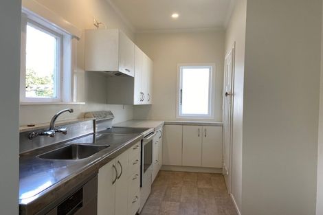 Photo of property in 168 Lemon Street, Strandon, New Plymouth, 4312