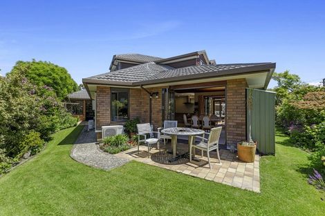 Photo of property in 3 Colin Grove, Hutt Central, Lower Hutt, 5010