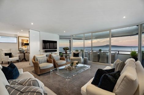 Photo of property in 4/165 Tamaki Drive, Kohimarama, Auckland, 1071