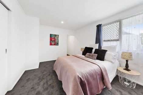 Photo of property in 2/9 Dreifuss Place, Mangere East, Auckland, 2024