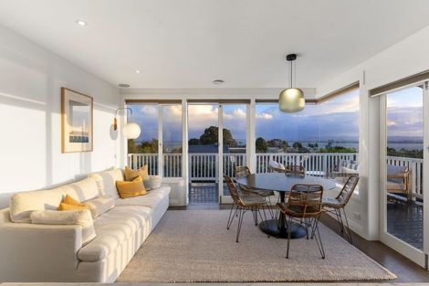 Photo of property in 120 Island Bay Road, Beach Haven, Auckland, 0626