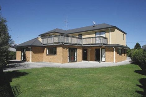 Photo of property in 35 Jones Crescent, Melville, Hamilton, 3206