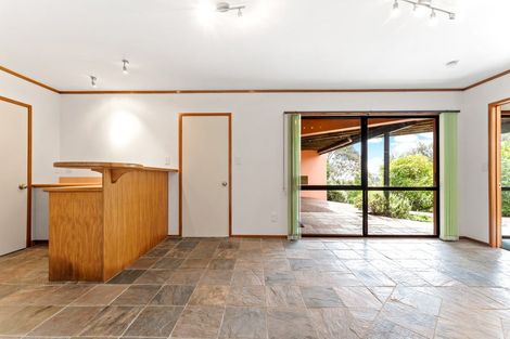 Photo of property in 47 Brixton Road, Manly, Whangaparaoa, 0930