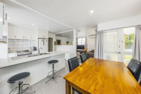 Photo of property in 83 Arimu Road, Papakura, 2110