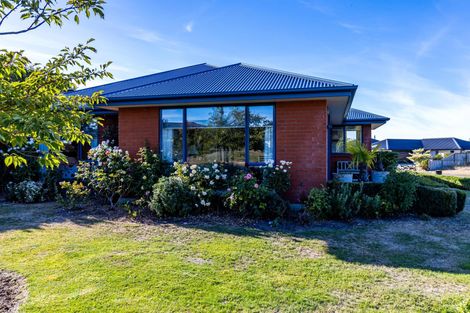 Photo of property in 1 Eric Batchelor Place, Waimate, 7924