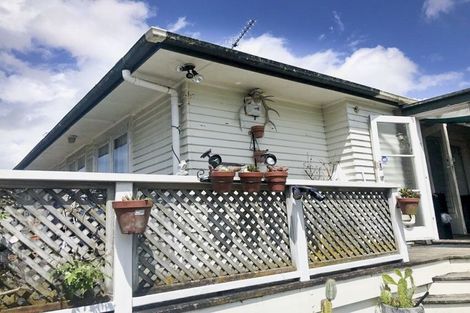 Photo of property in 42 Bowater Place, Manurewa, Auckland, 2102
