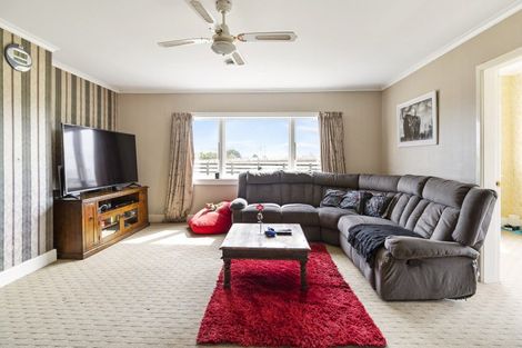 Photo of property in 879 Timaru-pareora Highway, Pareora, 7971