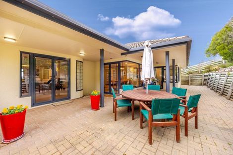 Photo of property in 41 Hetley Crescent, Taradale, Napier, 4112