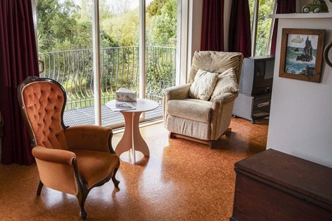 Photo of property in 257 Metcalfe Road, Matakohe, 0593