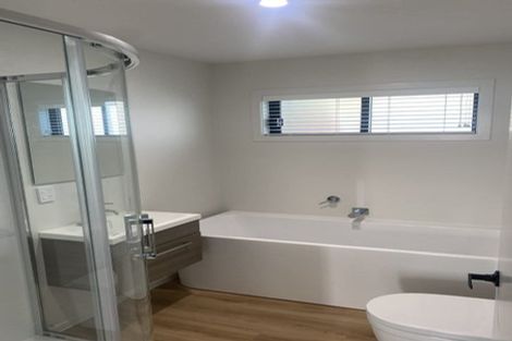 Photo of property in 6c Grays Road, Plimmerton, Porirua, 5026