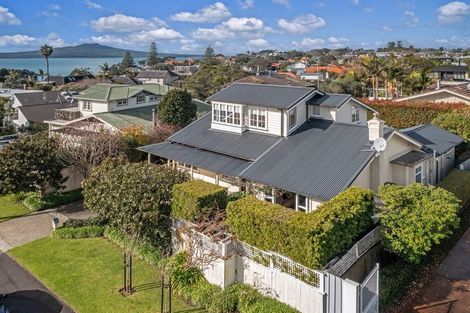 Photo of property in 13 Cameron Street, Takapuna, Auckland, 0622