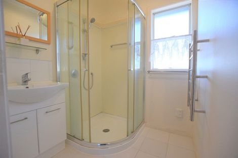 Photo of property in 87a Edmonton Road, Henderson, Auckland, 0612